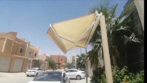 مظلات كهريائية للسيارت